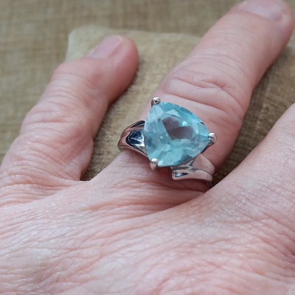 Synthetic Blue Silver Ring - Picture 1 of 15